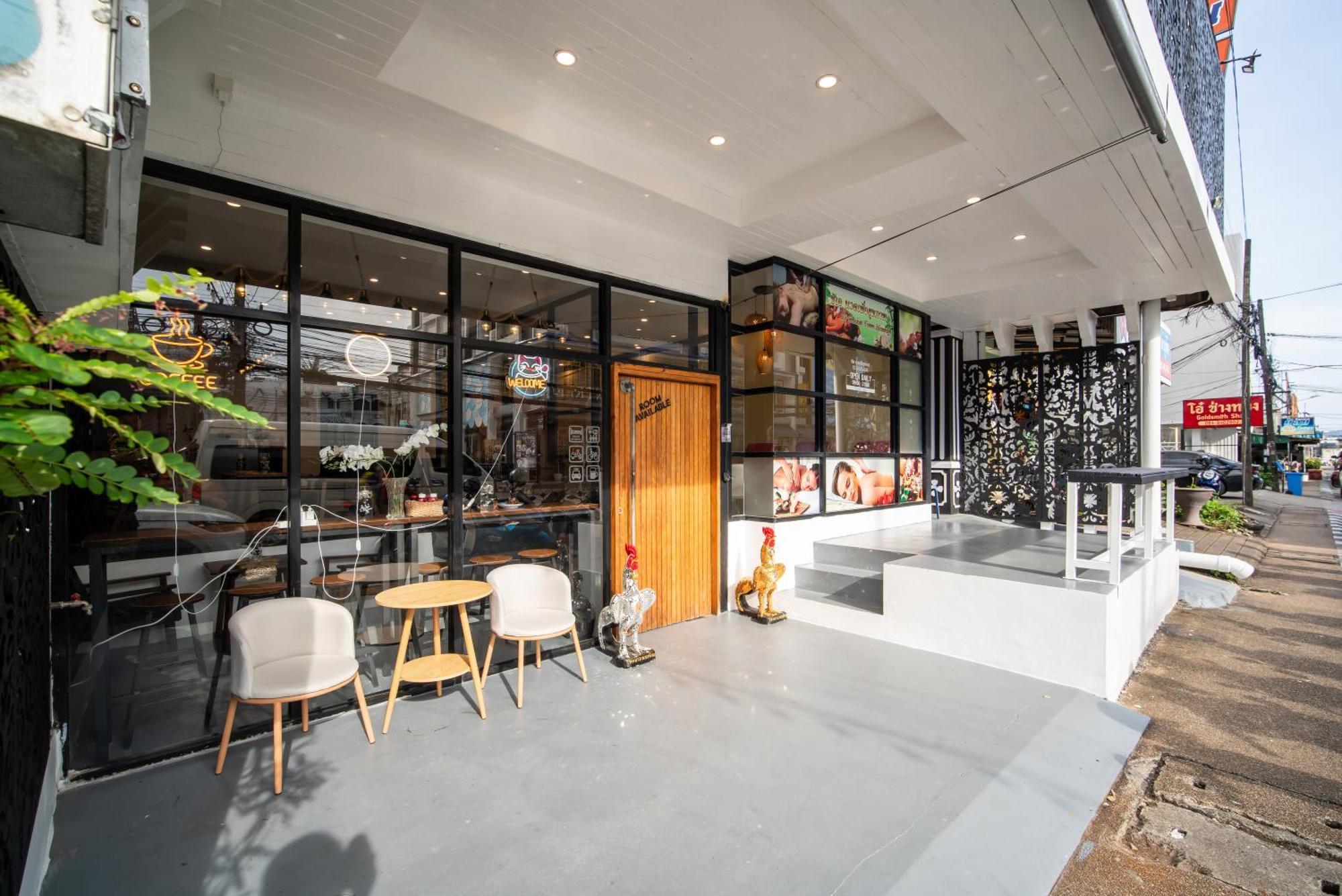Zj House Town Aparthotel